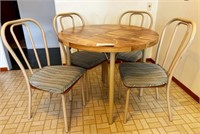Kitchen Table & 4 Chairs