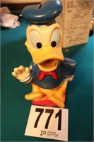 Donald Duck Bank(R9)