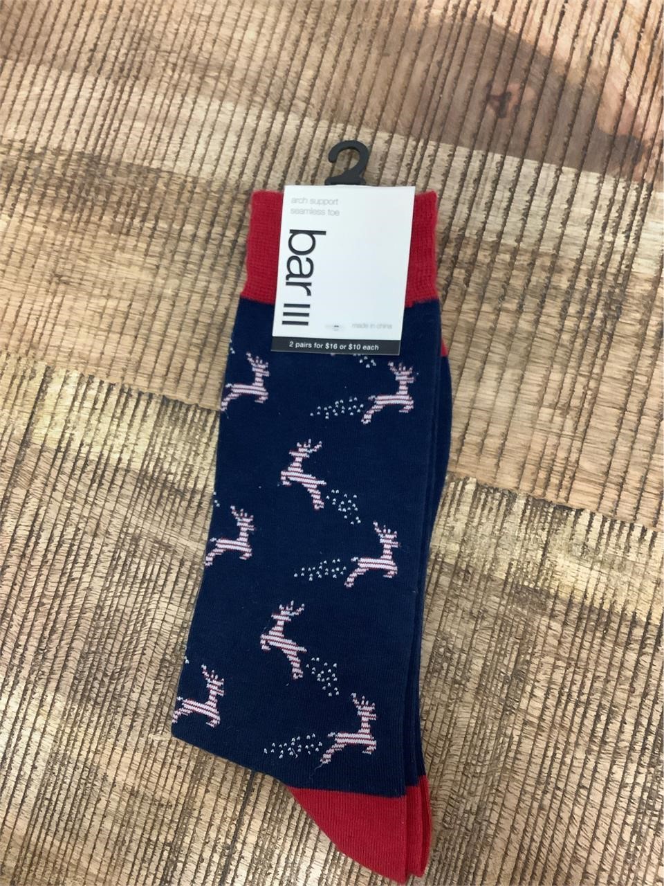$10  Bar III Mens Reindeer socks 10-13