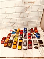 Vintage Toy Cars Matchbox, hot wheels , etc