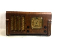 Vintage Coronado Radio