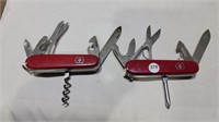 2 original victornox Swiss army knifes