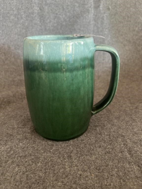 Hull Pottery USA Oven Proof Rainbow Green Agate