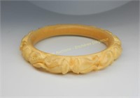 Carved ivory bangle bracelet en ivoire