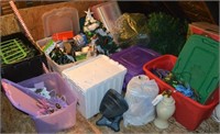 Very large Lot Christmas Decorations, Trees & More