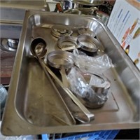 WARMING TRAY AND LADLES - EXTRAS