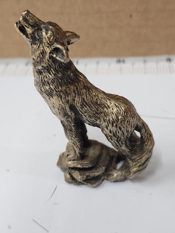 Wolf Figurine