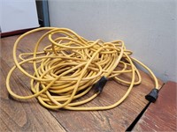 Yellow Extension Cord GUESSING 100ft ?