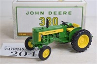 1/16 JD 330 Utility