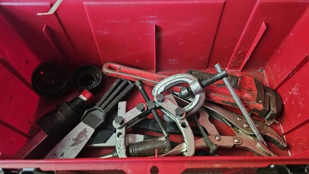 Lot of vintage hand Tools with Stack On Brand