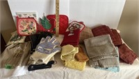 Dish towels, oven mitts and potholders