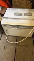 Frigidare 6500 BTU air conditioner