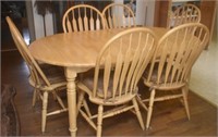 DINNING TABLE W/ 6 CHAIRS