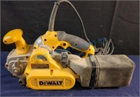 Dewalt heavy duty belt sander