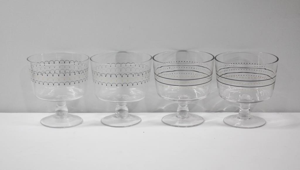 4pc (2 Patterns) Fruit Cup Glasses 4"