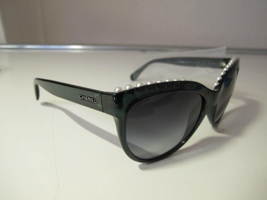faktum trend klud Dame solbrille Chanel | Campen Auktioner A/S