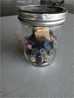 Maaon jar with buttons
