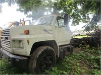 1992 Ford F700 S/A Cab & Chassis,