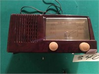 Vintage radio lights up but no sound