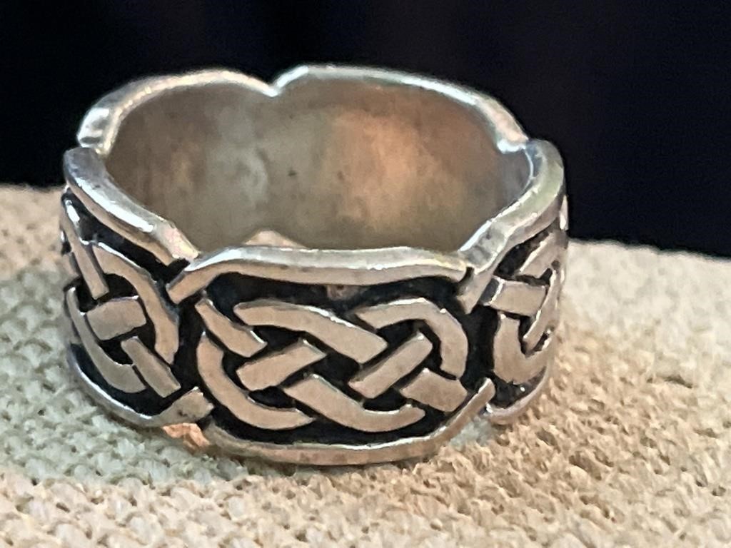 Sterling Silver Band Ring w/Celtic Design 9.09g