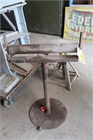 Metal Roller Stand