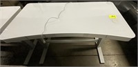 Tresanti adjustable height desk