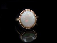 Vintage opal & yellow gold cocktail ring