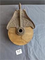 vintage Myers h-299 wooden pulley cast iron