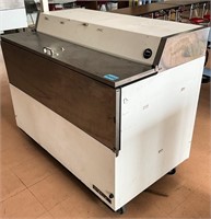 True M/N TMC-5855 Refrigerated Milk Box