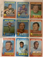 9-1971 Football cards