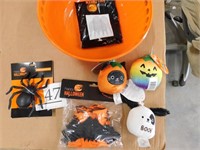 Halloween Dish and accessories