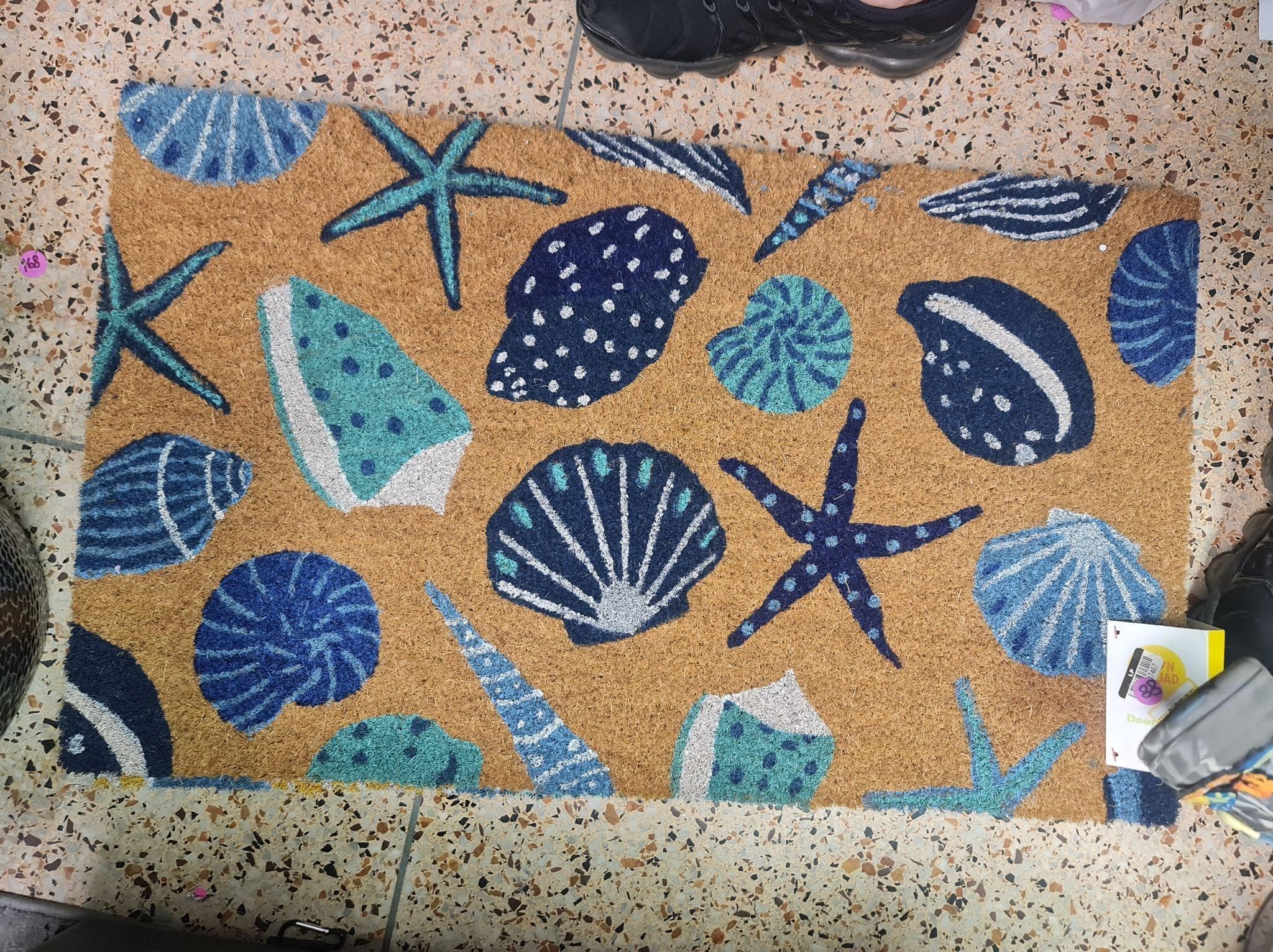 Sea shell door mat