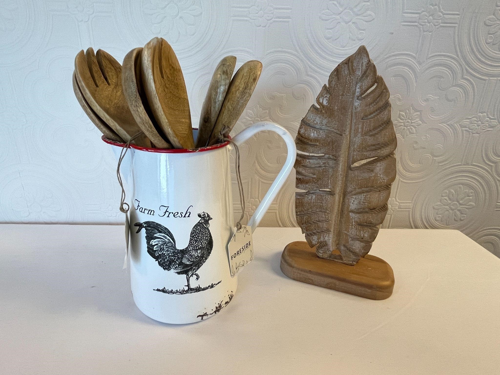 Farmhouse Pitcher, Kitchen Utensils & Wood Leaf