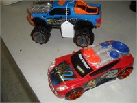 2 CHILD'S BATTERY OPERATED TOY CARS