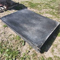 7- 4' × 5' Rubber Mats