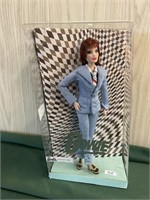 Barbie in Collaboration w/David Bowie Doll-Descrip