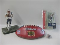 NFL Patriots Tom Brady Collectors Lot
