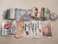 Environ 500 cartes de Hockey Jell-O, Kraft, Post