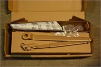 New In Box Norton 7500 Door Closer Light Bronze