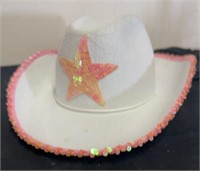 Star hat with sequin sides