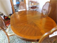 table and 4 chairs