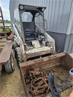 Bobcat 542B Skid Loader, Bucket & Tire Chains