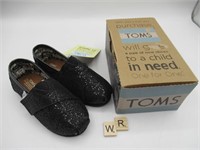 TOM'S TINY CLASSIC BLACK SPARKLE KIDS SHOES