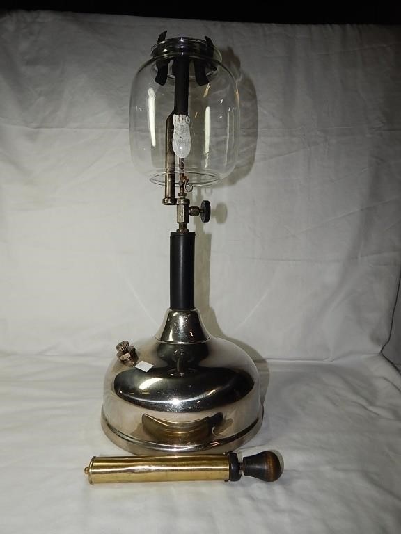 Antique Coleman Quick-Lite Gas Lamp NICE!!