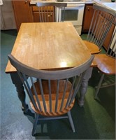DINETTE TABLE W/4 CHAIRS