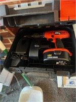 18 volt black & Decker drill with charger
