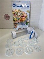 Wilton Comfort Grip Cookie Press w/12 Disks