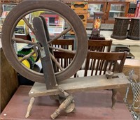 Large Wooden Spinning Wheel