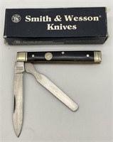 Smith & Wesson Buffalo Horn Small Doctors Folding
