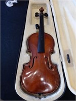 Violin missing strings